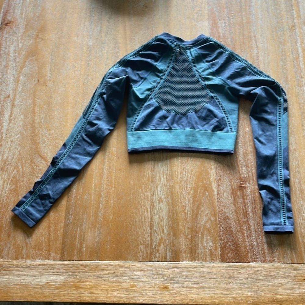 Athleta Allyson Felix Crop Top SZ XXs - Picture 5 of 6